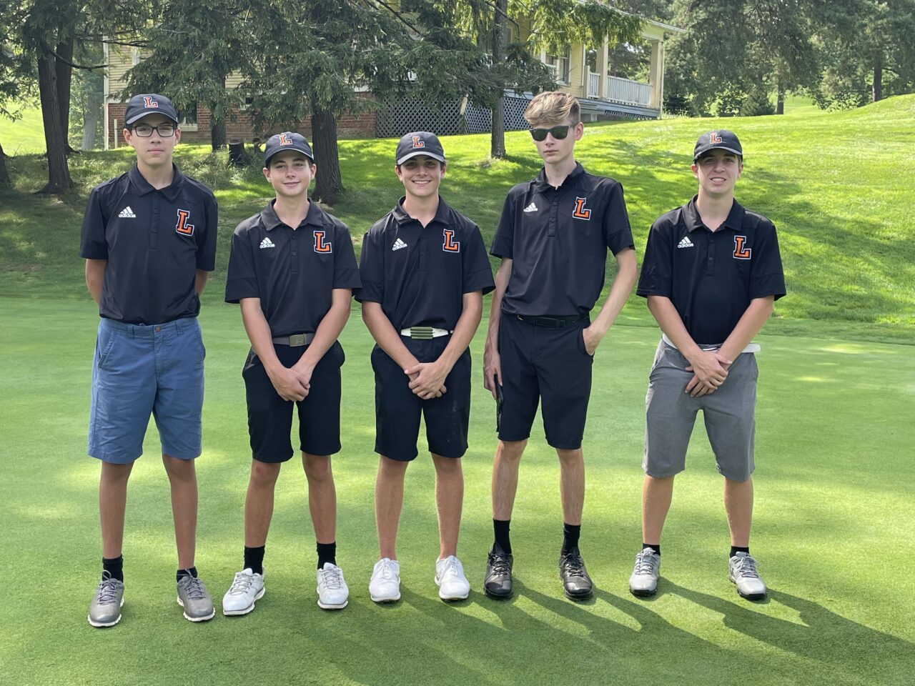 Varsity and JV Golf Complete Their Seasons With Tournaments