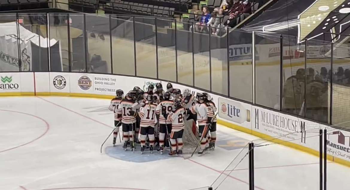 Linsly Hockey Makes Wheeling Park Fight in the Bob Otten State Tournament