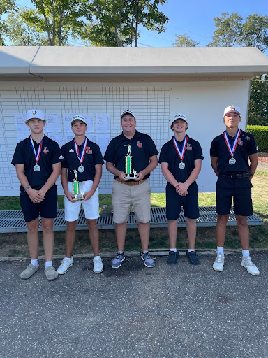 Linsly Boys Varsity Golf Team Secures 2nd Place