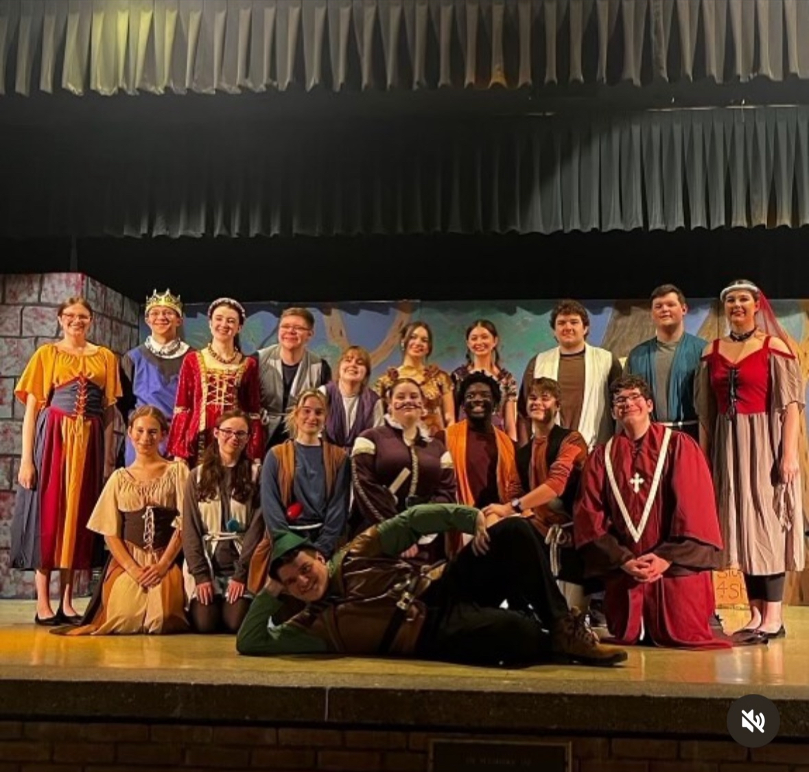 Upper School’s Production of “The Somewhat True Tale of Robin Hood”