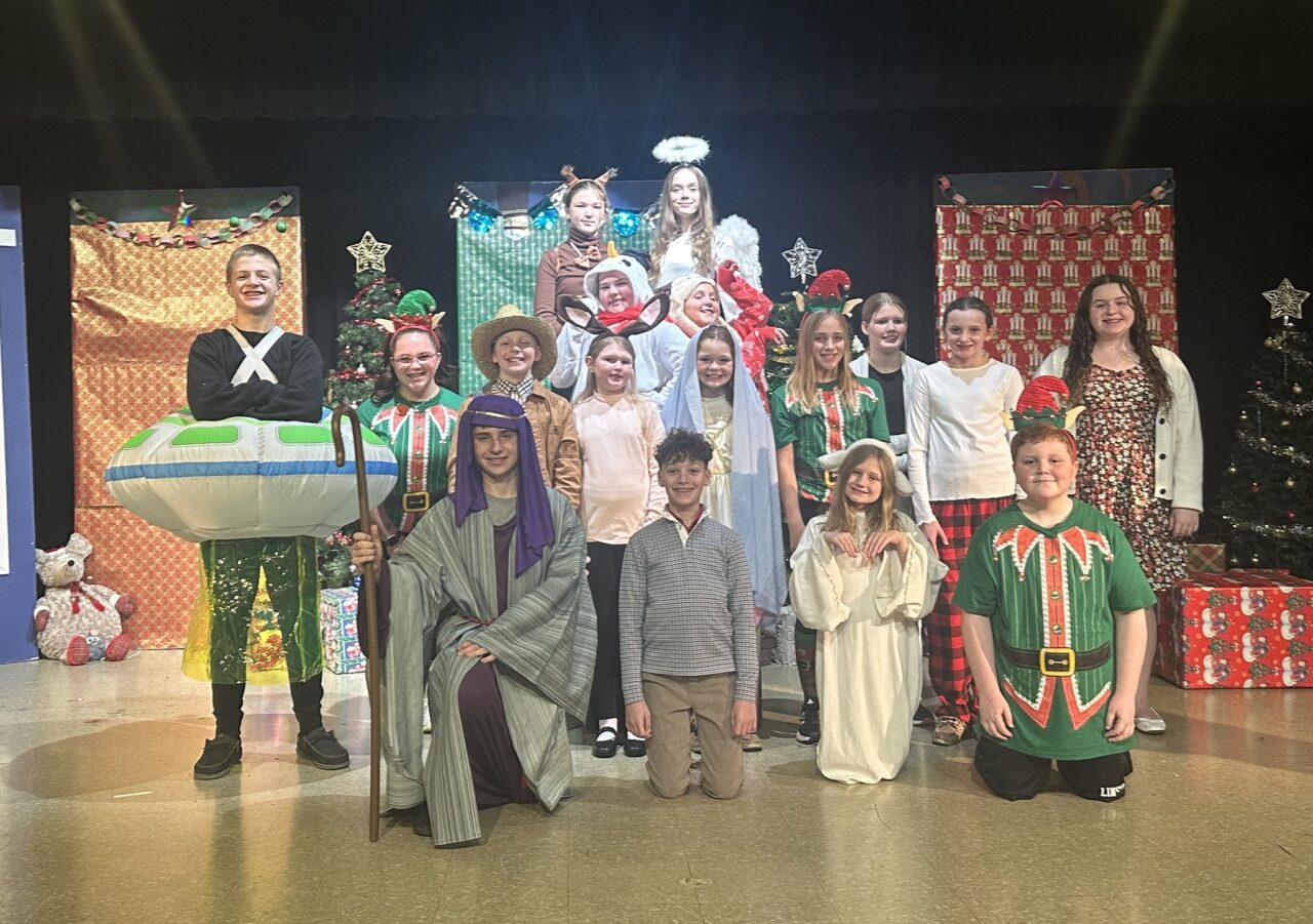 Christmas Cards Come to Life: Middle School Play