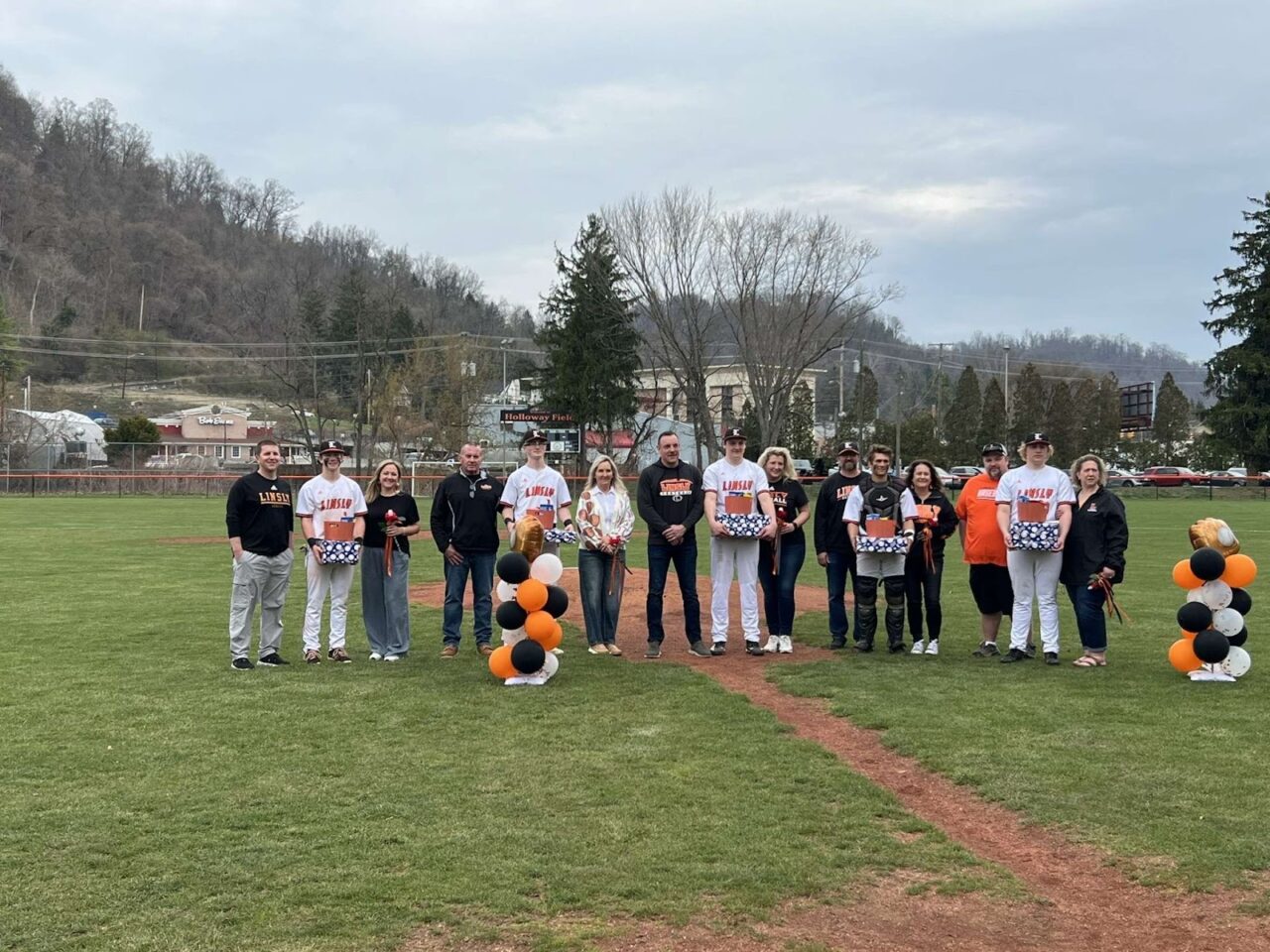 Senior Night for Baseball Was a Huge Success