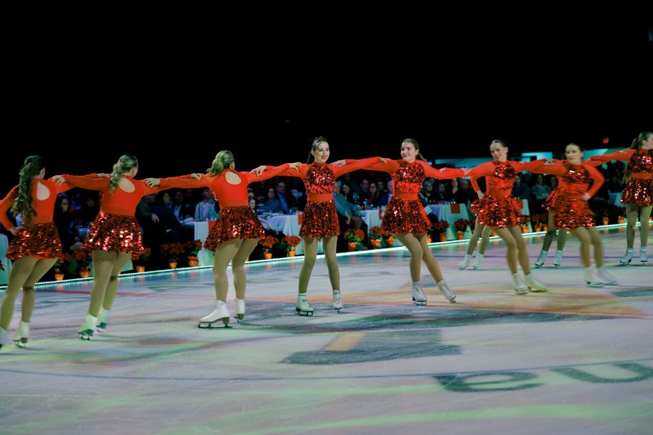 Linsly Students Skate into the Holidays!